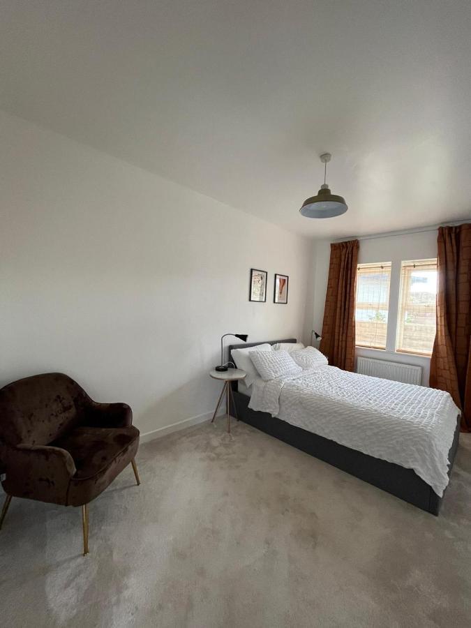 Kent, Dartford Station Apartments Extérieur photo